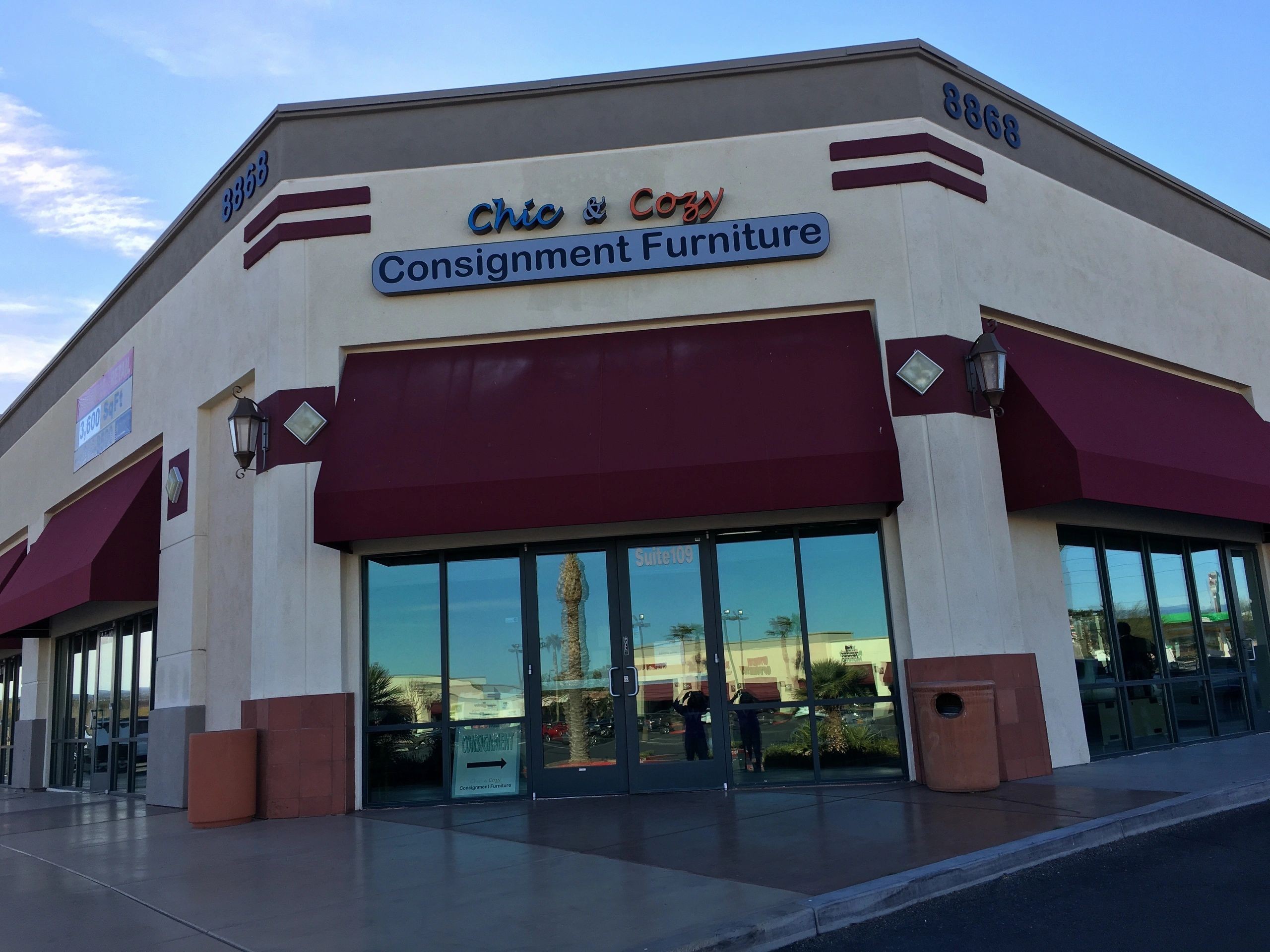 Chic &amp; Cozy Consignment Furniture