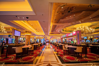 These Casinos Have the Loosest Slots in Las Vegas