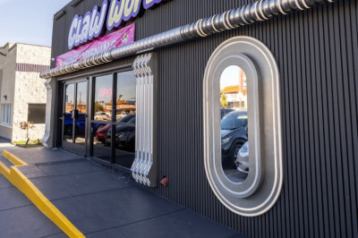Claw World Chinatown Grand Opening Weekend — Family in Las Vegas